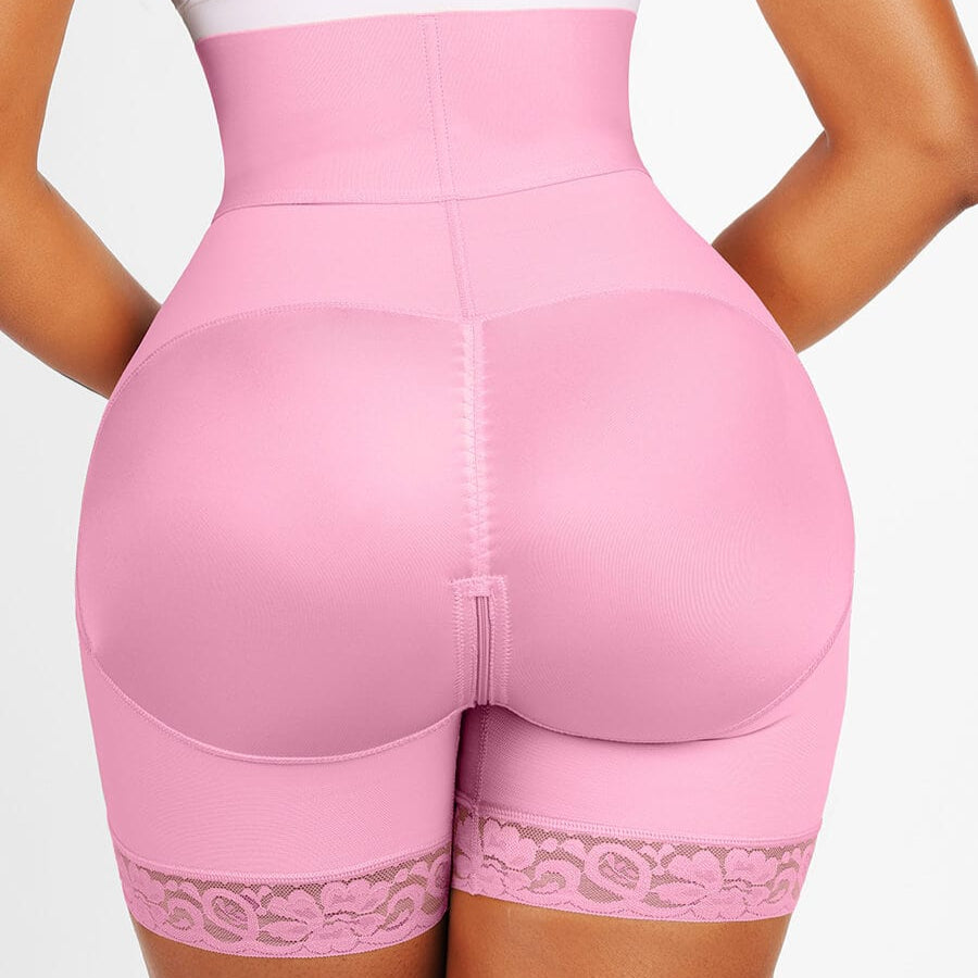 SlimCurve® – Seamless Shaping Shorts with Curve Support