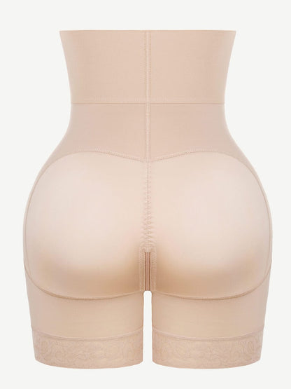 SlimCurve® – Seamless Shaping Shorts with Curve Support
